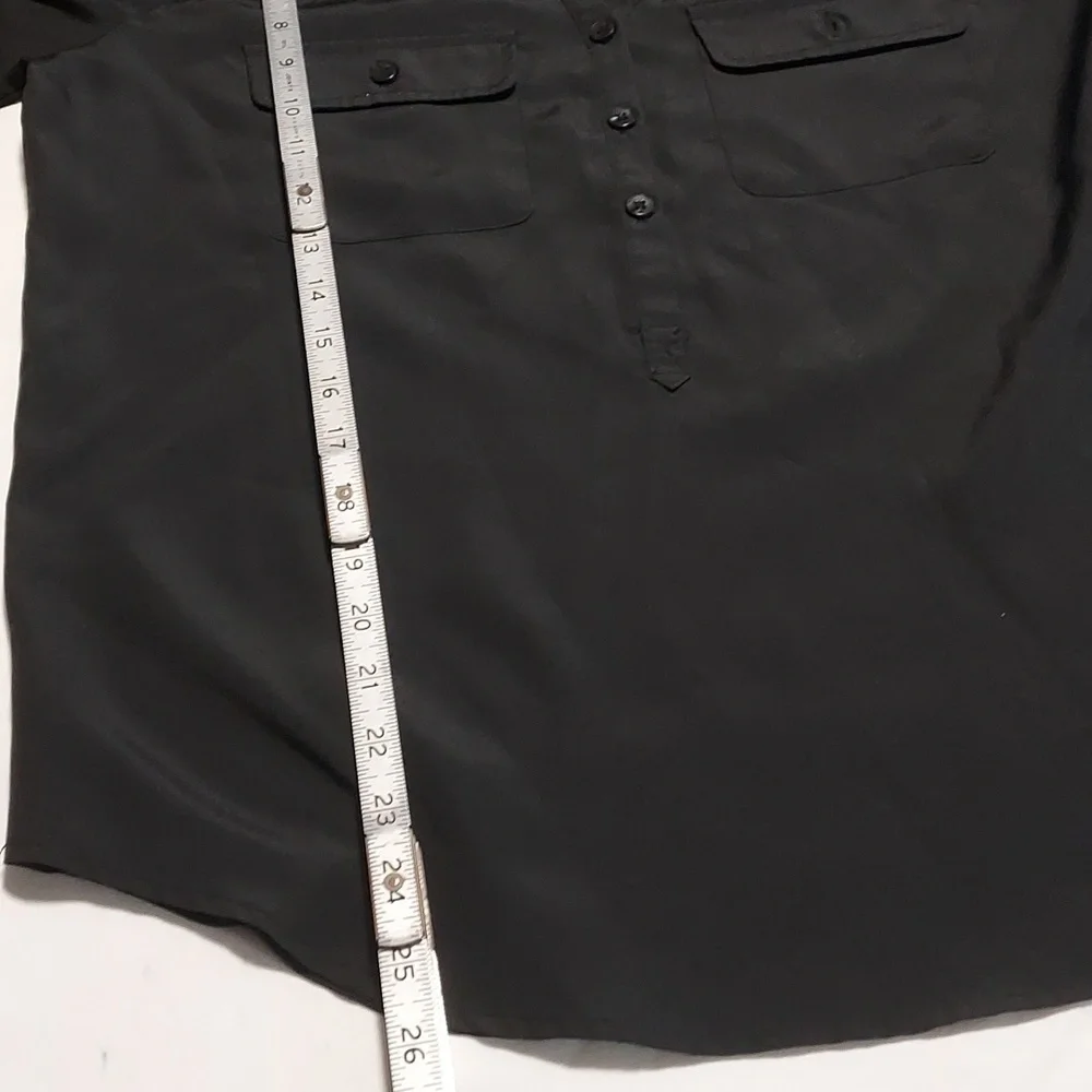NEW york & Company Women's black  blouse size S in excellent condition